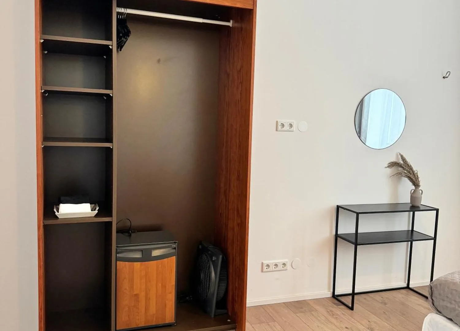 Homestay Heaven Homes - 15 Gehmin Bis Zur Innenstadt Dusseldorf