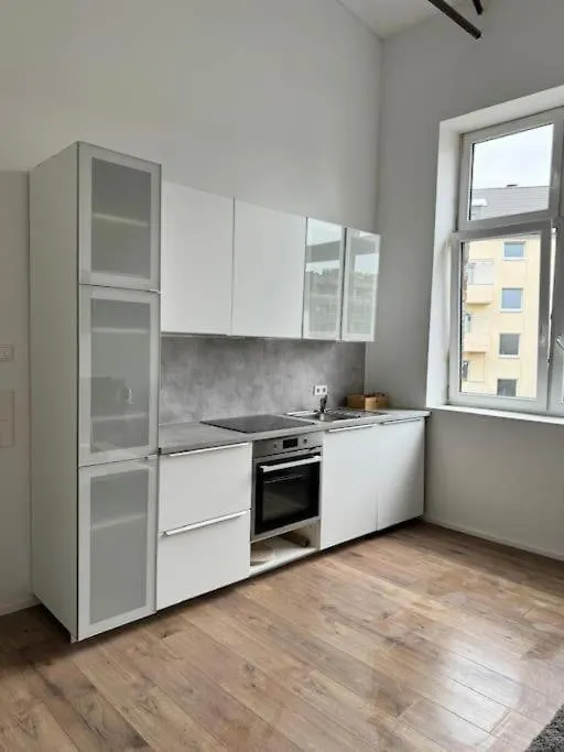 Homestay Heaven Homes - 15 Gehmin Bis Zur Innenstadt Dusseldorf Germany